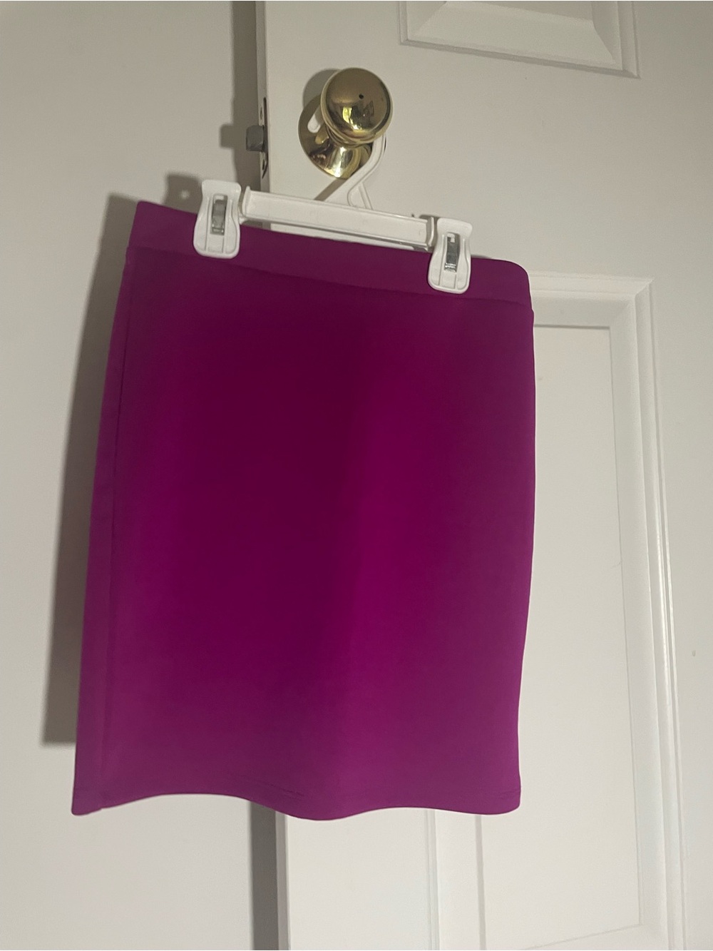 Forever 21 Fuchsia Pencil Skirt